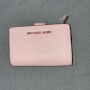 Micheal Kors foldable wallet